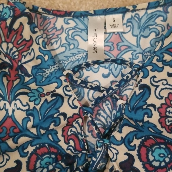 Pattern dress - Picture 2 of 3